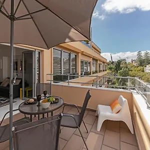 Arriaga I By An Island Apartment Funchal (Madeira)